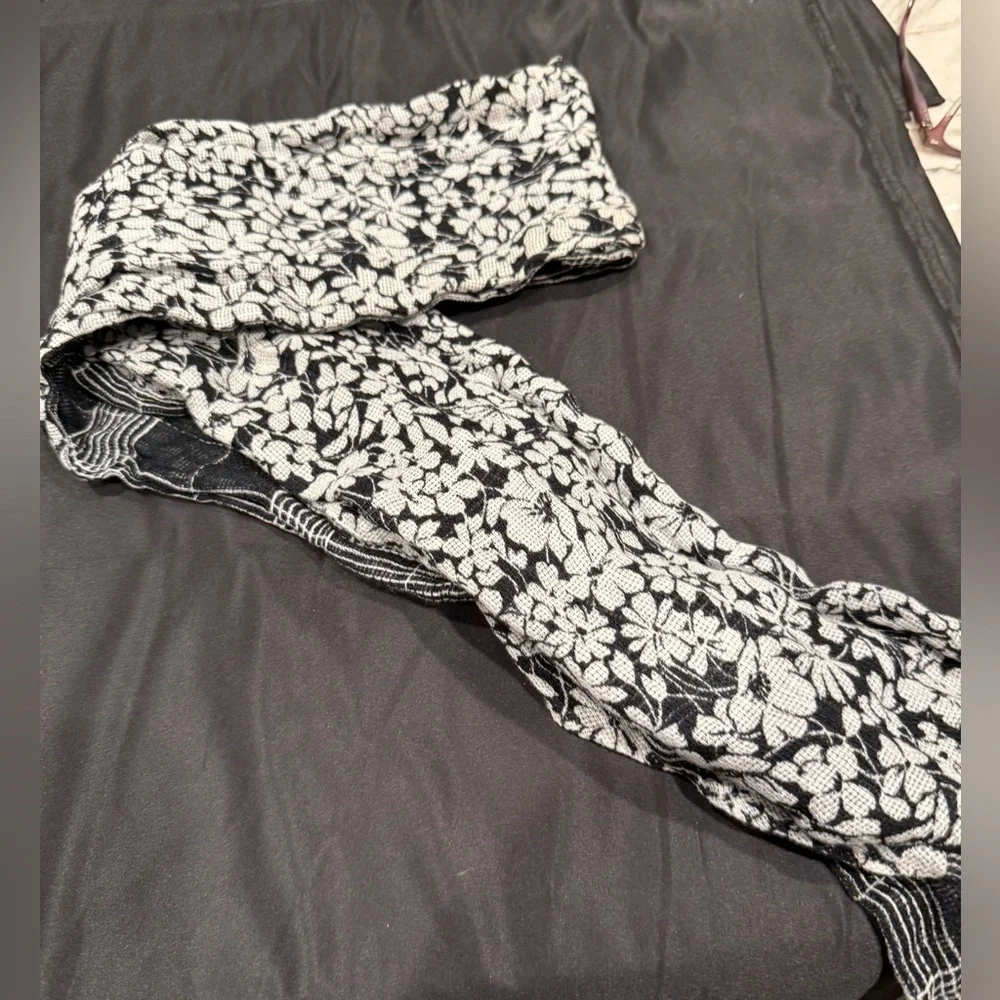 Burberry Black and White Linen Floral Scarf